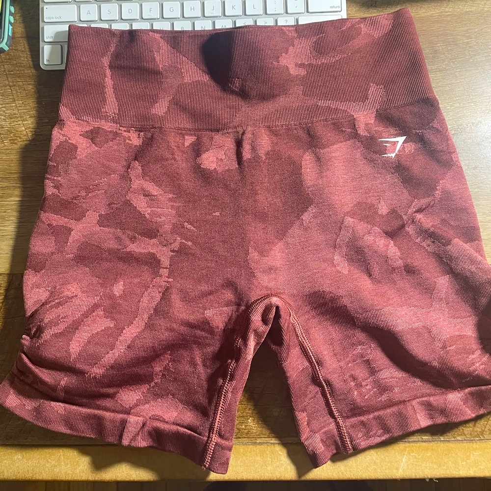 Adapt cameo seamless gymshark shorts